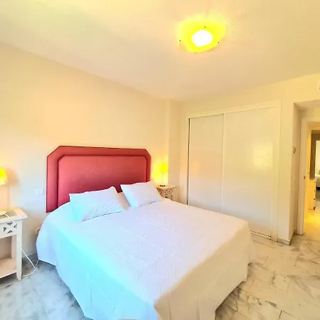 Aa Guest - Reserva De Golf Course Eco Апартаменты Марбелья