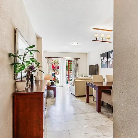 Lägenhet Aa Guest - Reserva De Golf Course Eco Marbella